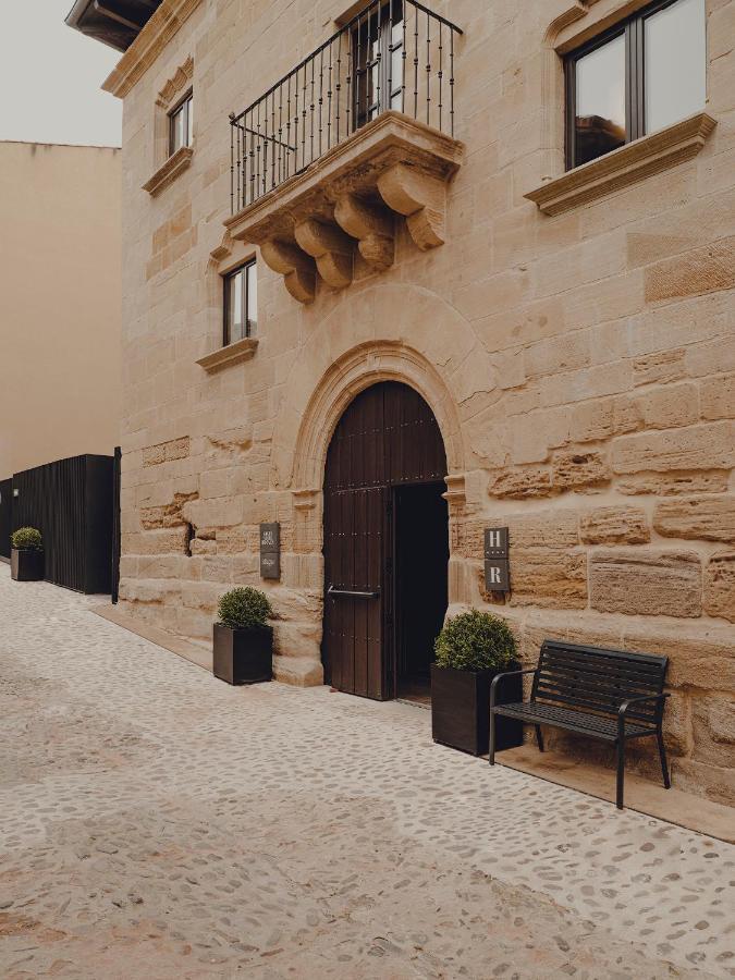 Santa Maria Briones Hotel Exterior photo